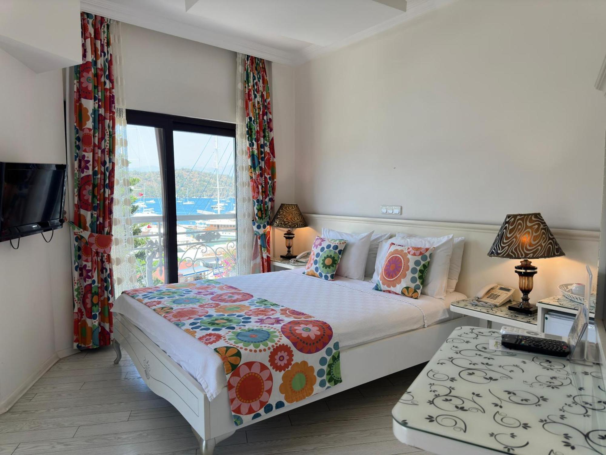Ata Park Hotel Fethiye Bagian luar foto