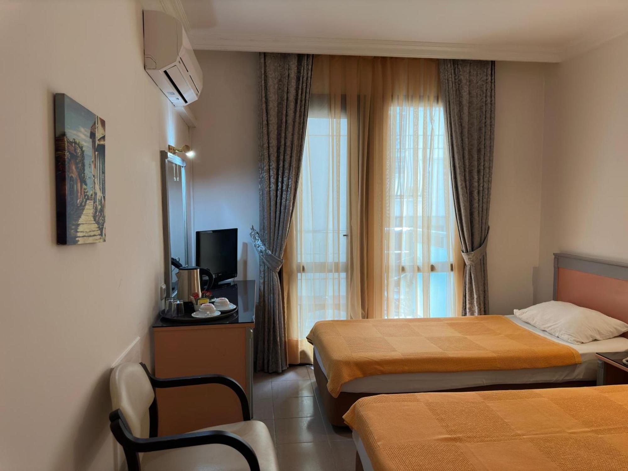 Ata Park Hotel Fethiye Bagian luar foto