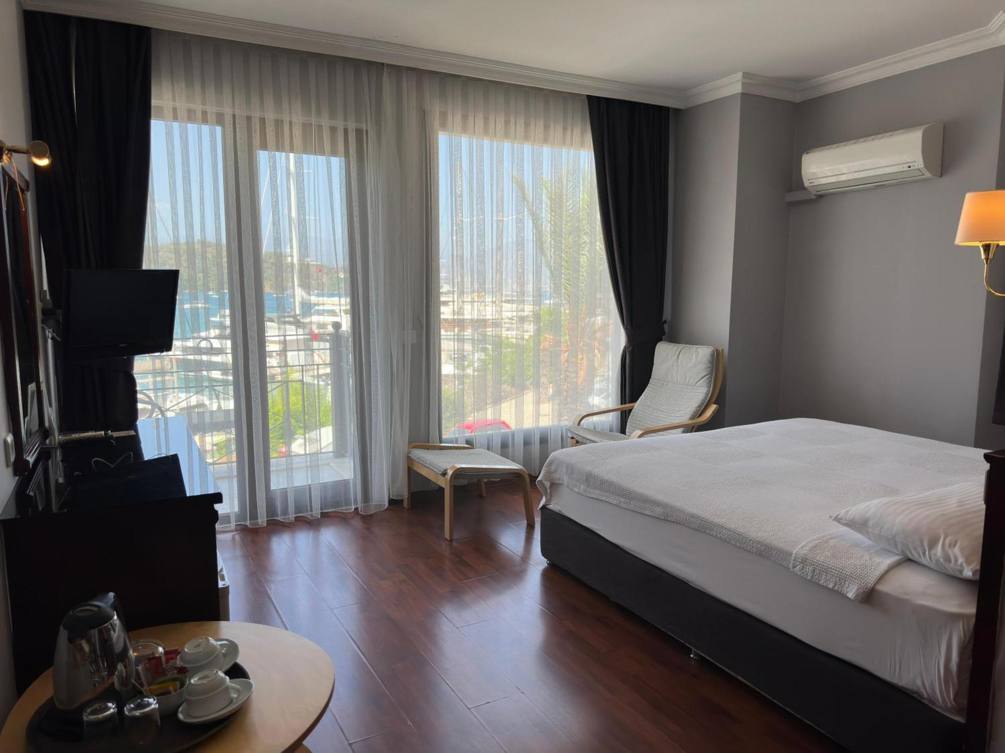 Ata Park Hotel Fethiye Bagian luar foto
